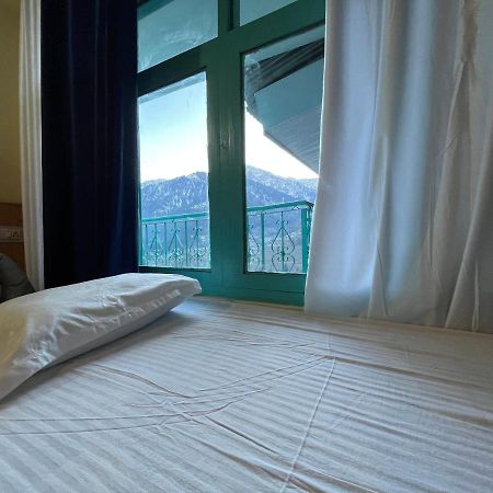The Vagabond Manali Hostel Exterior photo