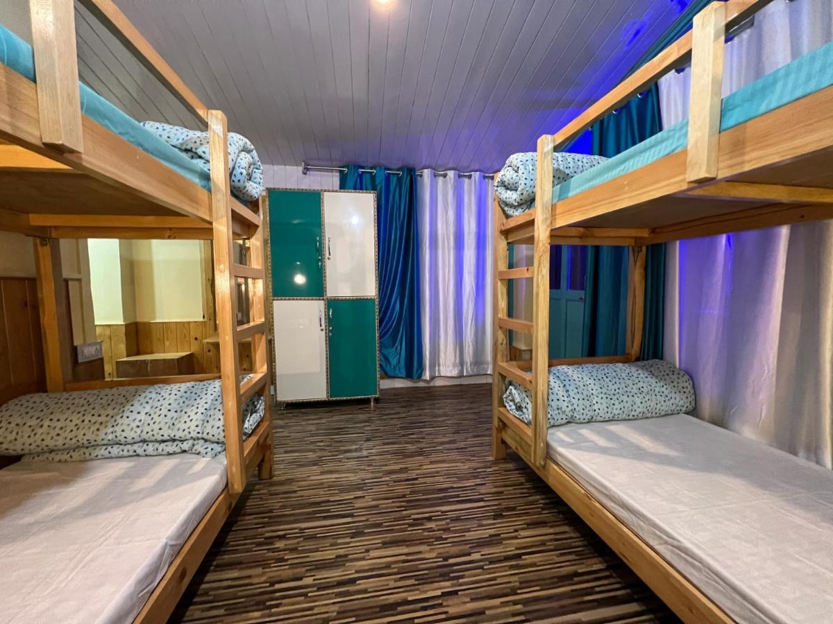 The Vagabond Manali Hostel Exterior photo
