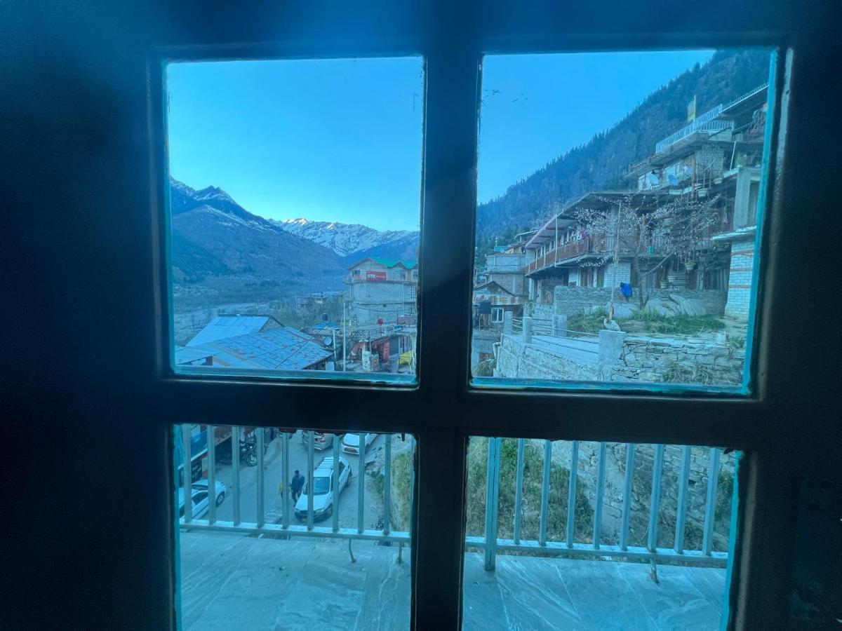 The Vagabond Manali Hostel Exterior photo