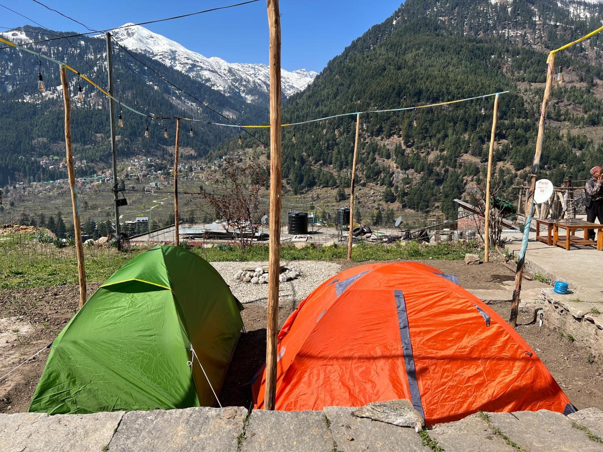 The Vagabond Manali Hostel Exterior photo
