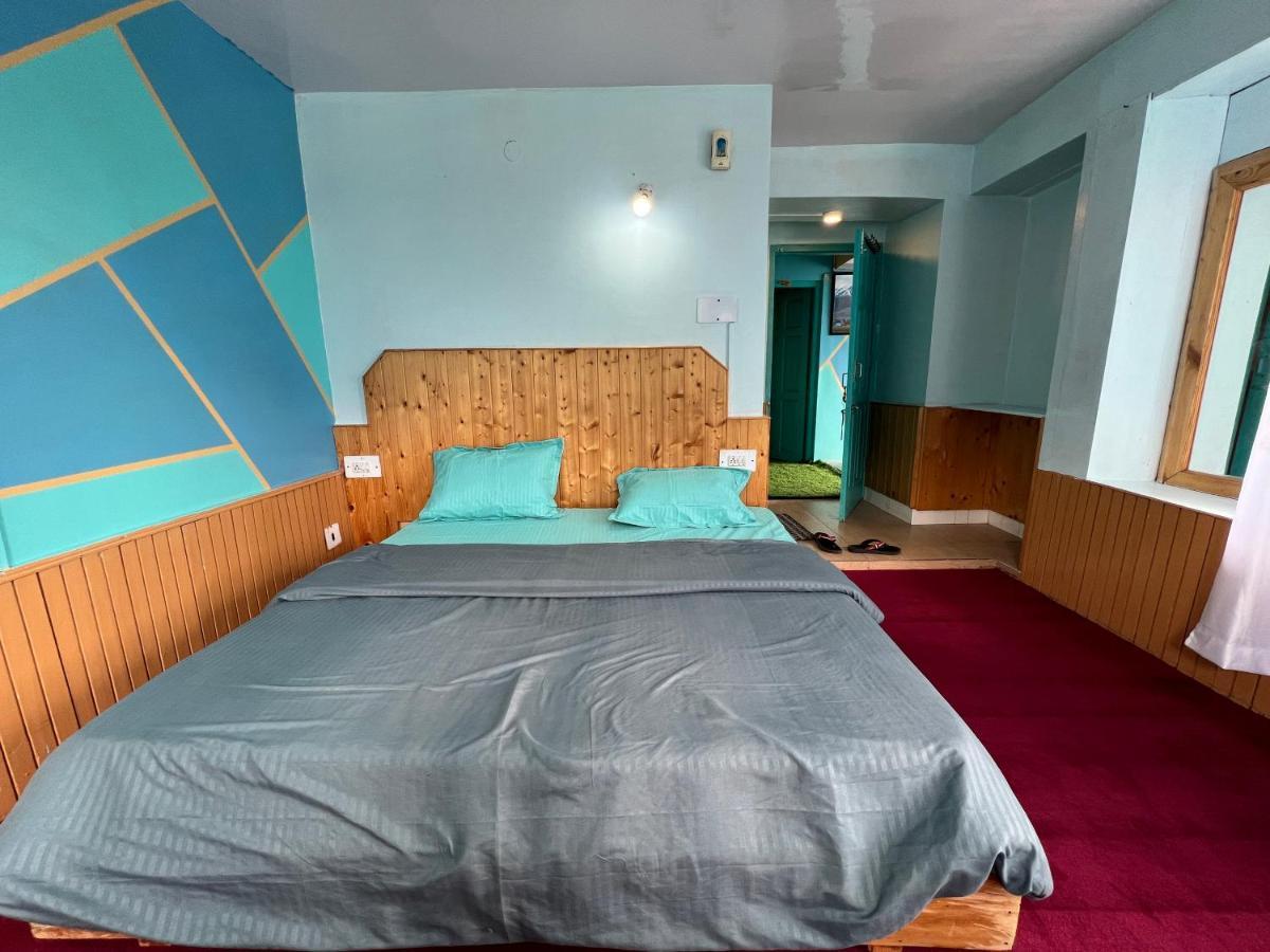 The Vagabond Manali Hostel Exterior photo